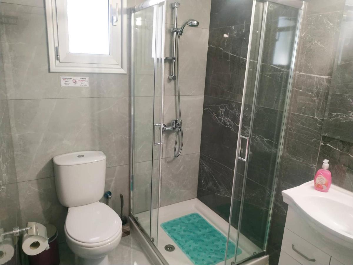 Charming Holiday Retreat Kato Paphos Apt 400M To The Beach Bagian luar foto