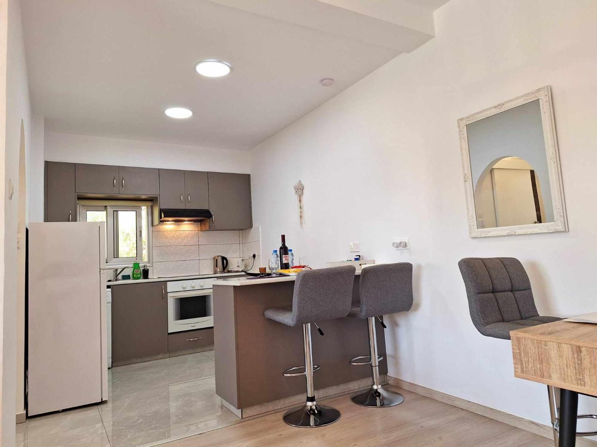 Charming Holiday Retreat Kato Paphos Apt 400M To The Beach Bagian luar foto