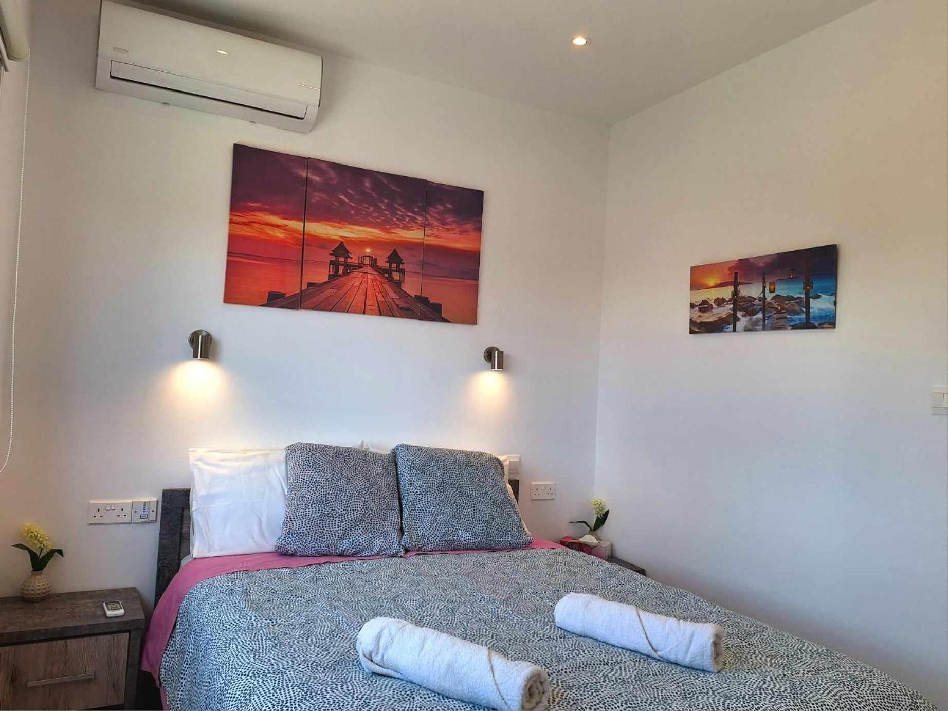 Charming Holiday Retreat Kato Paphos Apt 400M To The Beach Bagian luar foto