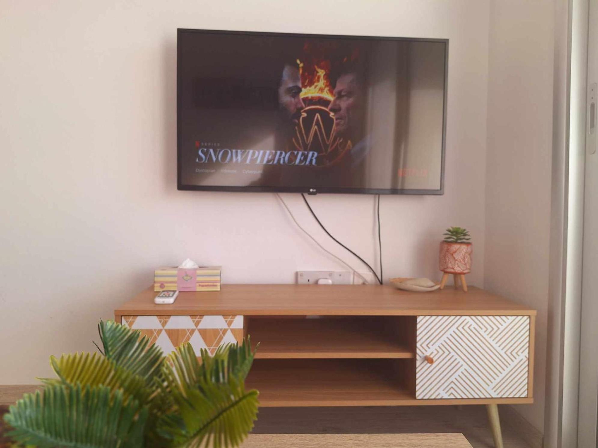 Charming Holiday Retreat Kato Paphos Apt 400M To The Beach Bagian luar foto