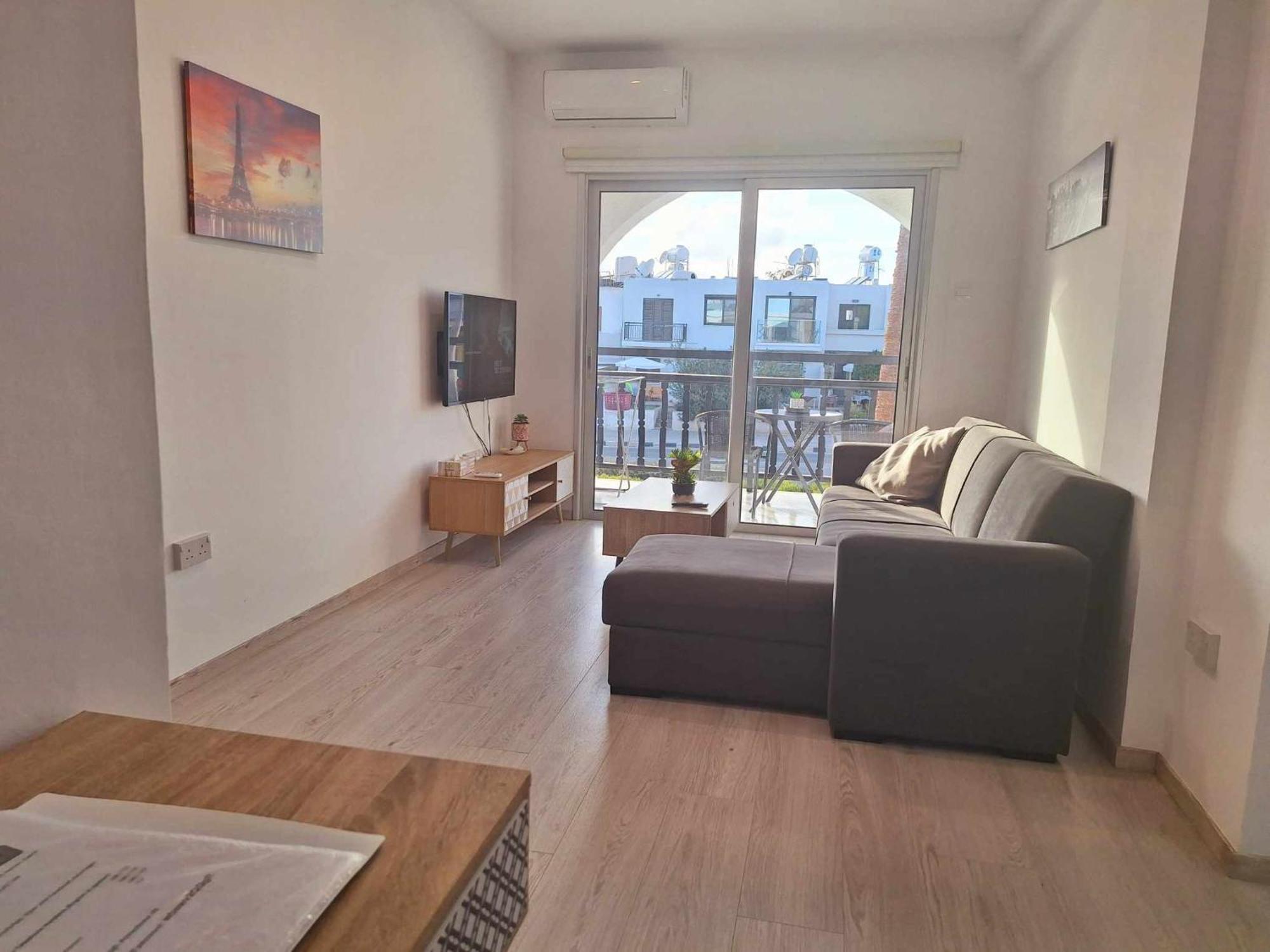 Charming Holiday Retreat Kato Paphos Apt 400M To The Beach Bagian luar foto